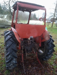 Traktors Massey Ferguson 25